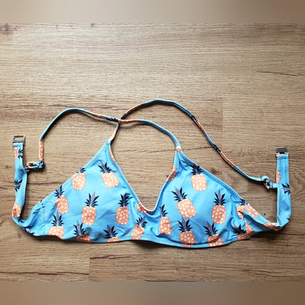 Cupshee pineapple bikini top size medium
